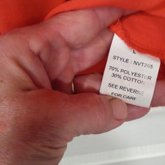 Women's Cold Shoulder Top - L - Picture 4 of 6